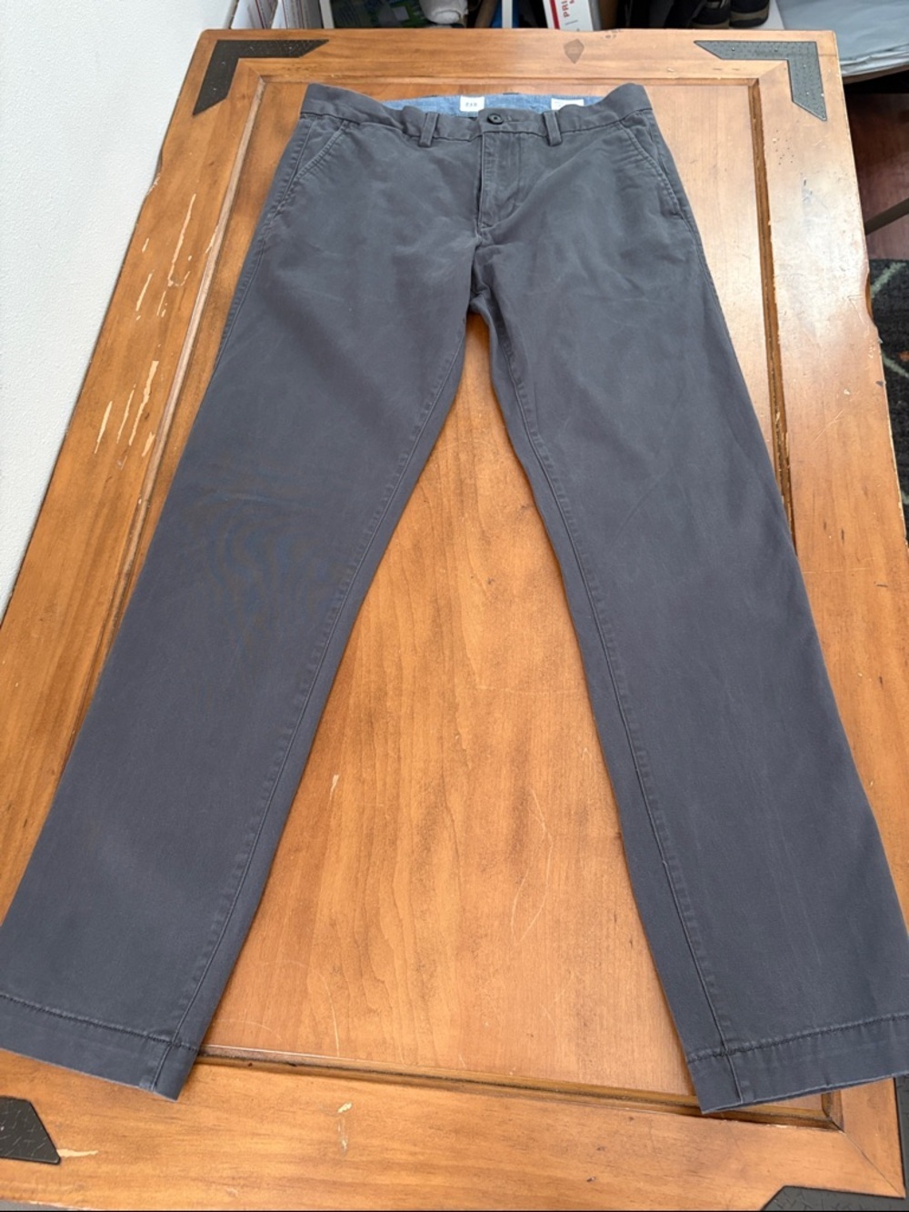 GAP Men's Charcoal Gray Chino Pants Size 31x32
